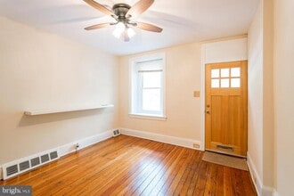 Building Photo - 4562 Silverwood St