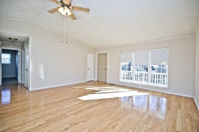 Foto del edificio - ***11 Bromwich Lane***