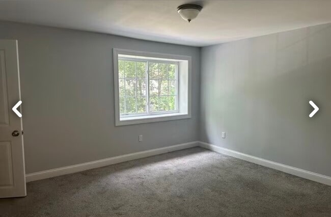 Building Photo - 29 Russell Ave