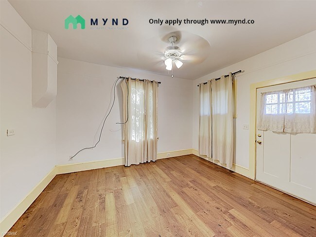 Building Photo - 2 br, 1 bath  - 711 N 2nd St Apt A A