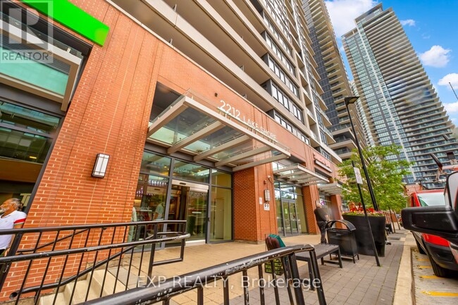 Building Photo - 2212-2212 Lake Shore Blvd W