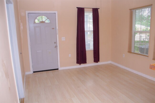 Foto del edificio - 1310 4th St