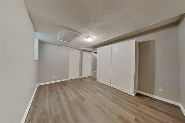 Foto del edificio - 3202 Windgate Dr