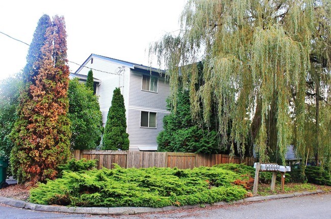 Foto del edificio - Birchcreek Apartments