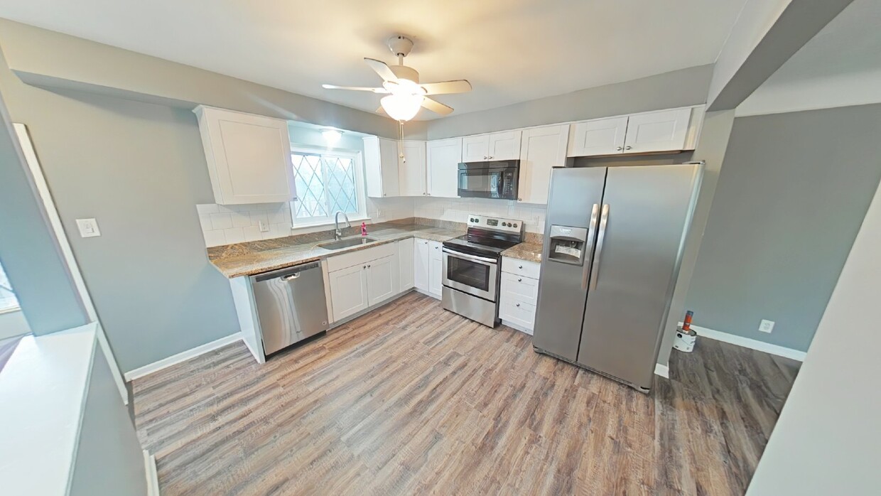 Primary Photo - Charming 3-Bed Home with Granite Touches i...