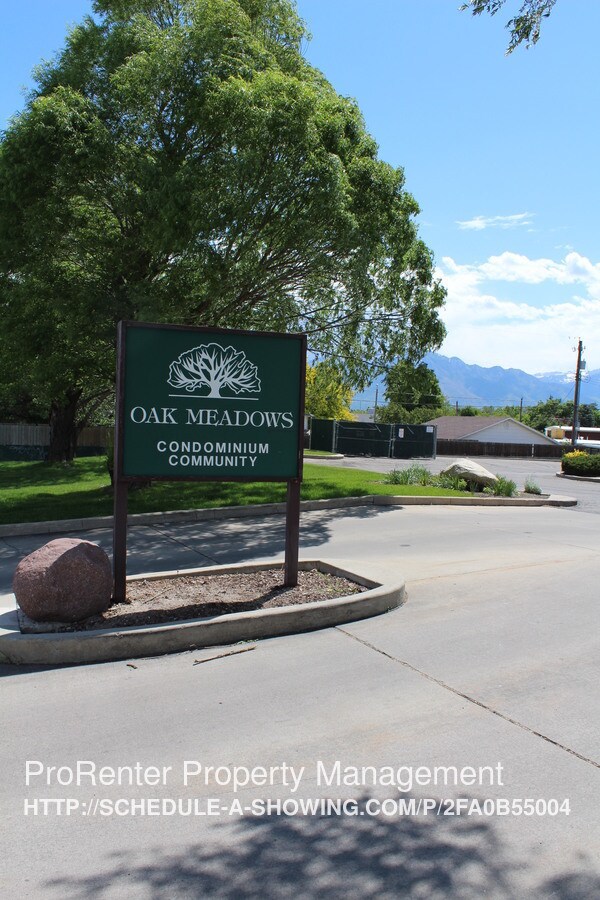 Building Photo - 4110 S Oak Meadows Dr