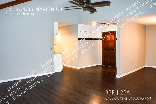 Building Photo - 15 Francis Marion Cir