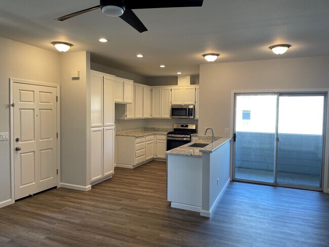 Cocina (desde la sala de estar) - 419 8th St