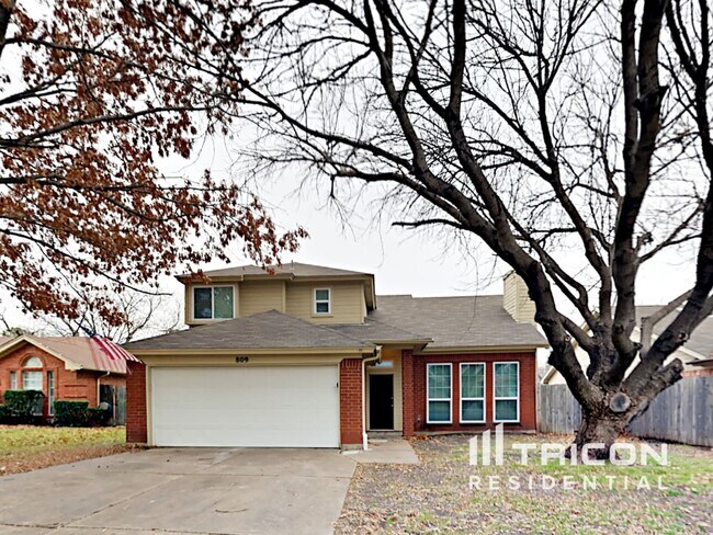 Building Photo - 809 Waggoman Road Blue Mound TX