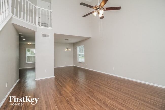 Building Photo - 664 Birgham Pl