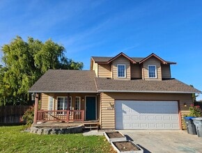 Building Photo - 1426 S James Ave