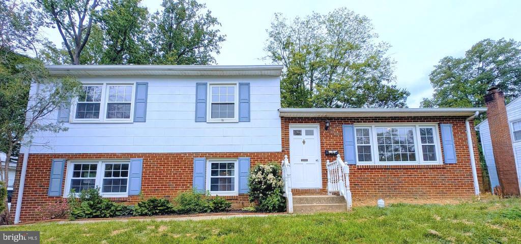 Primary Photo - 303 Stonewall Rd
