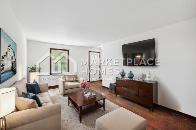 Foto del edificio - 3731 Merle St