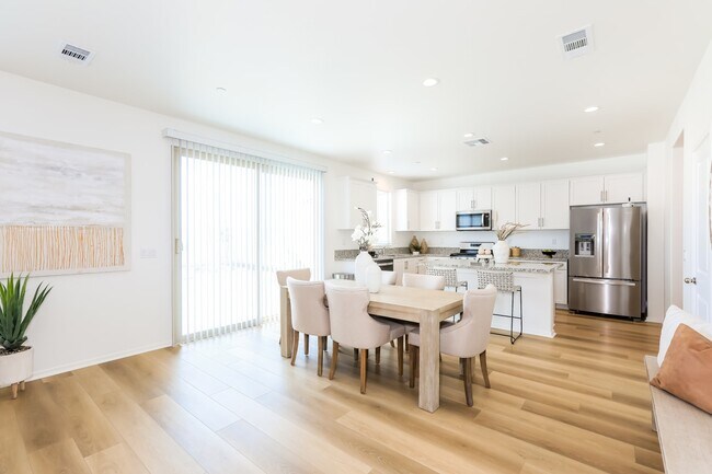 Foto del edificio - 27212 Sands Dr
