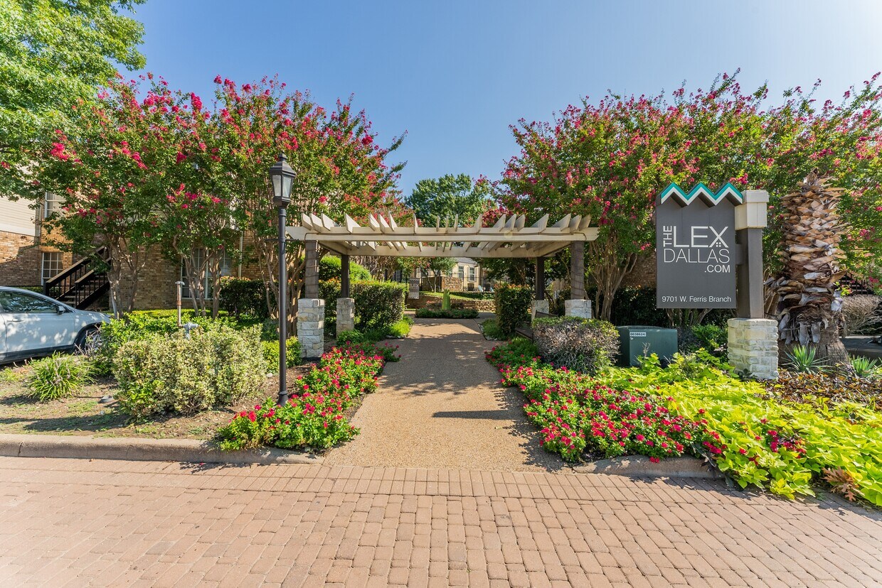 The Lex Apartments Dallas