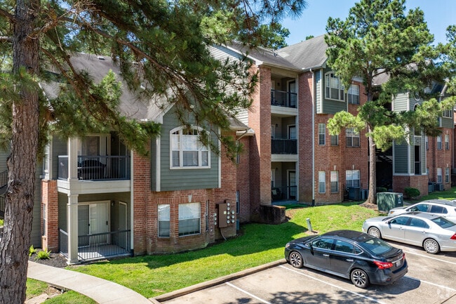 Roble blanco - White Oak Apartments