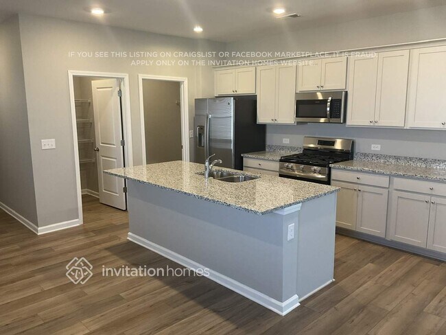 Foto del edificio - 513 Almere Dr