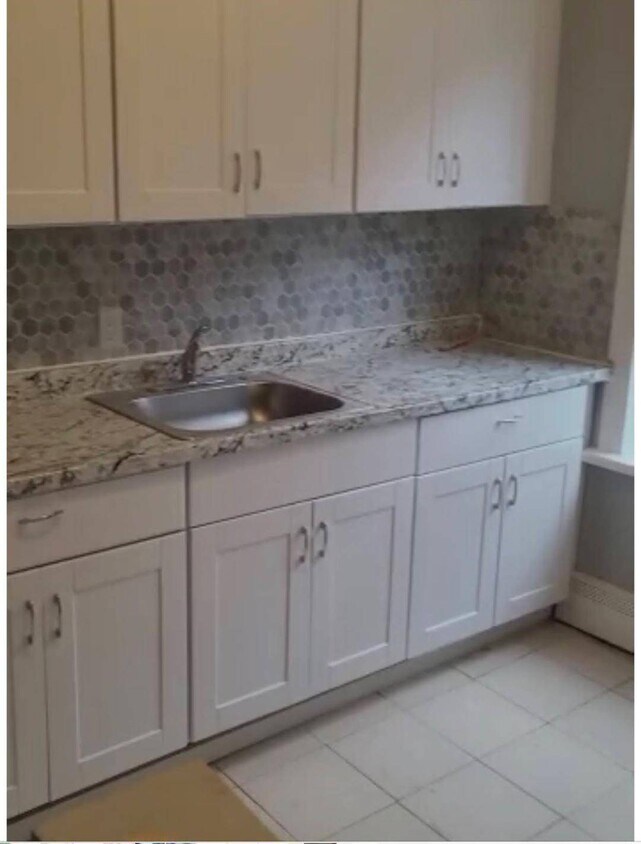 Primary Photo - 382 Rockaway Pkwy