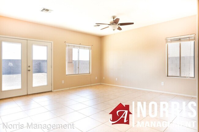 Building Photo - 3 br, 2 bath House - 1605 E Chaparral Dr