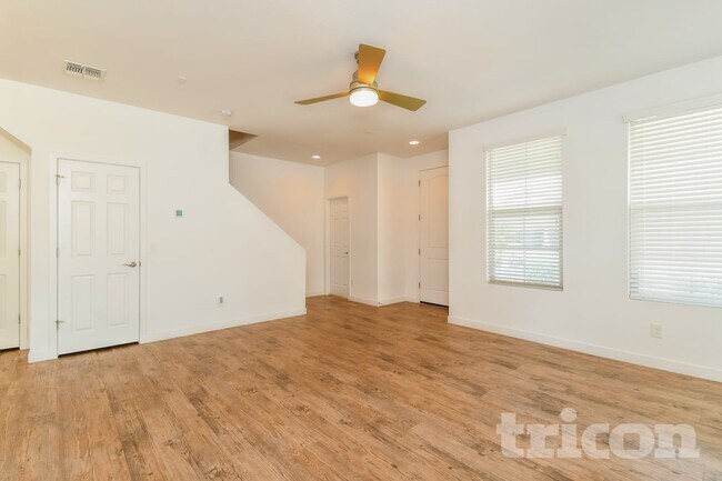 Building Photo - 4811 S Nageli