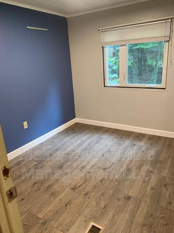 Building Photo - 1051 Gardiner Rd
