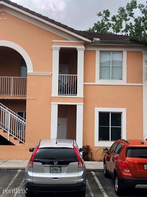 Foto del edificio - 3 br, 2 bath House - 7200 NW 177th St # 111-7