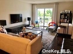 Primary Photo - 210 Rivendell Ct