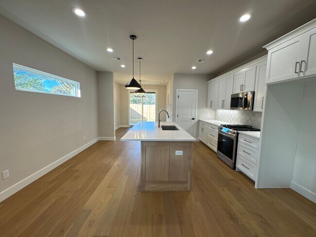 Building Photo - New Construction - 1st MONTHS RENT FREE - 4 bed - 3 bath - 2 car garage with fenced yard!