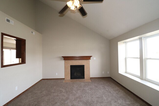Foto del edificio - Spacious Home for Rent!