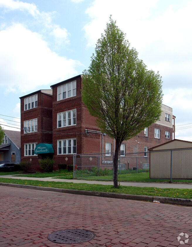 Primary Photo - 549 Talbot Ave