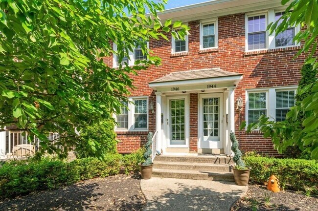 Foto del edificio - 1946 Guilford Rd