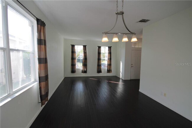 Building Photo - 14517 Lisalynne Ct
