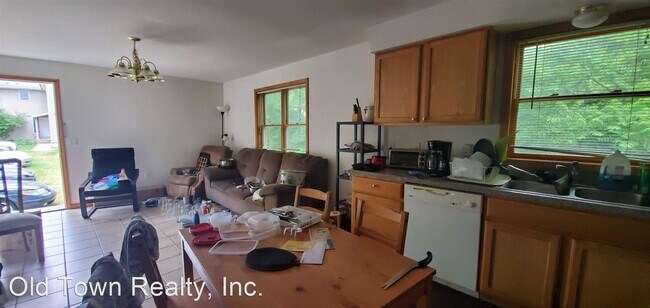 Foto del edificio - 1288 Broadway St