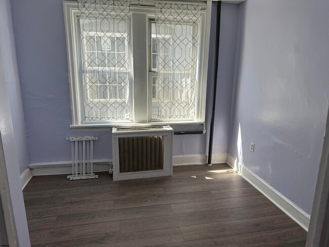 Building Photo - 716 Drexel Ave