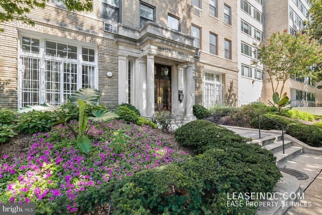 Building Photo - 1316 New Hampshire Ave NW