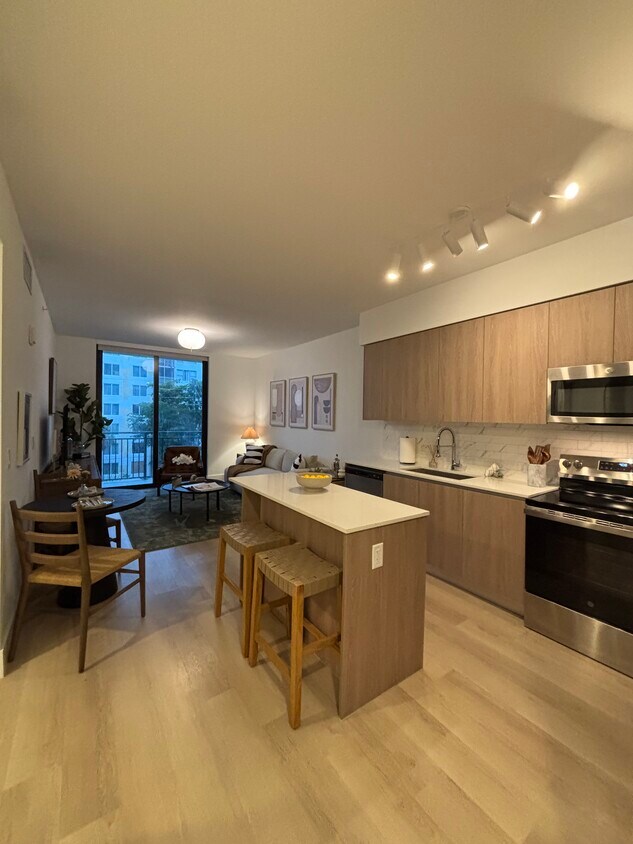 Foto principal - 2578 NE 182nd Ter
