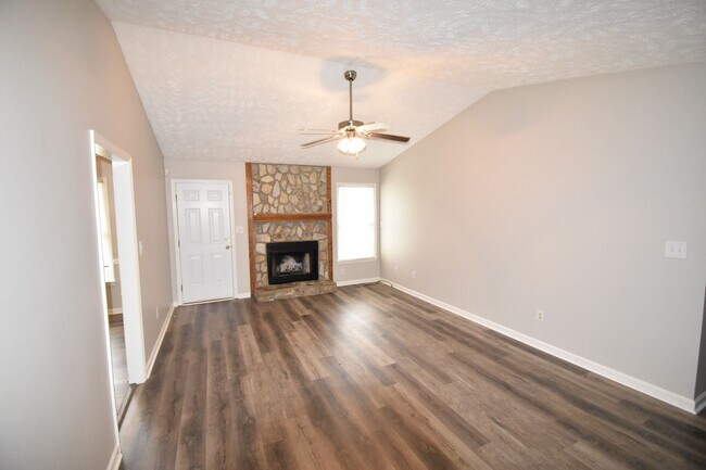 Foto del edificio - 6313 Applewhite Rd