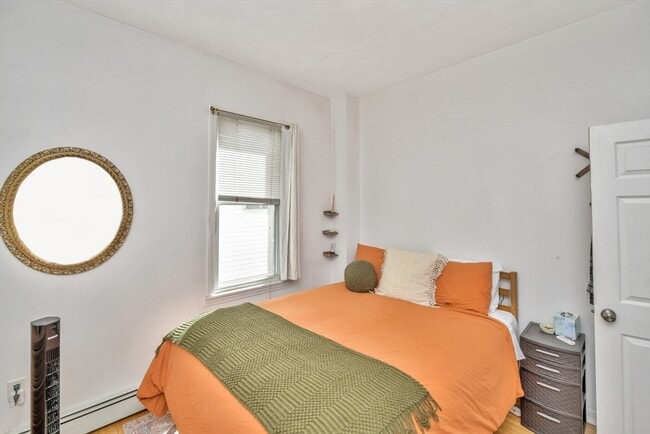 Building Photo - 88 Pearl St