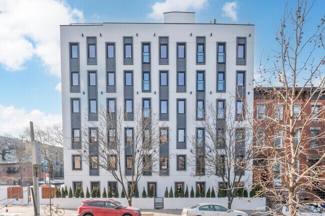 Building Photo - 1069-1071 Fulton St