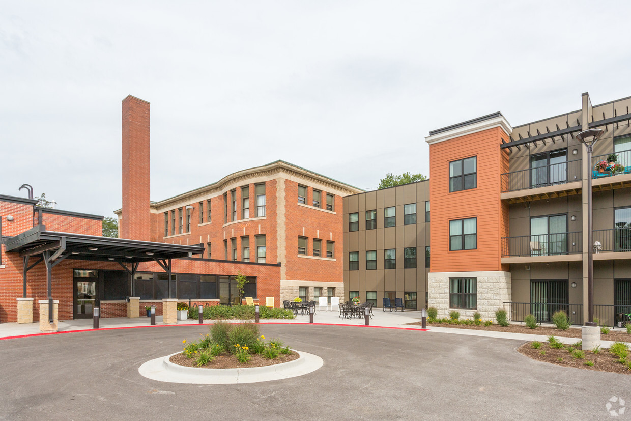 Foto principal - Garfield School Senior Residences