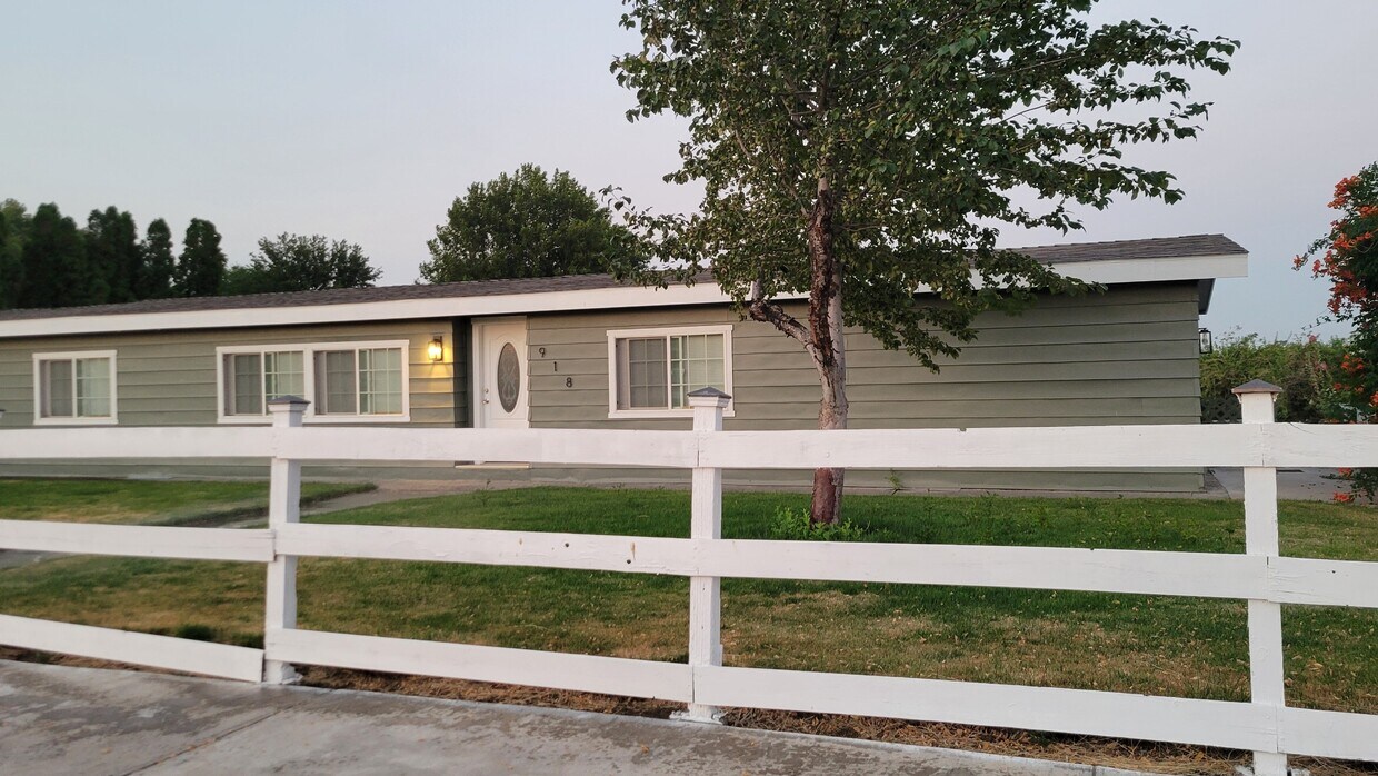 918 6th Ave SE, Quincy, WA 98848 House Rental in Quincy, WA