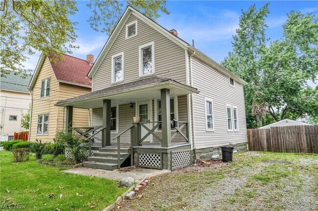 Building Photo - 4012 Bucyrus Ave