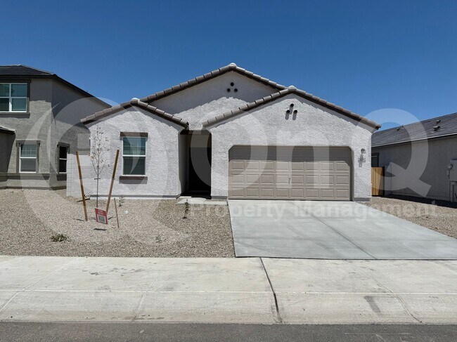 Building Photo - 24182 W Hidalgo Ave