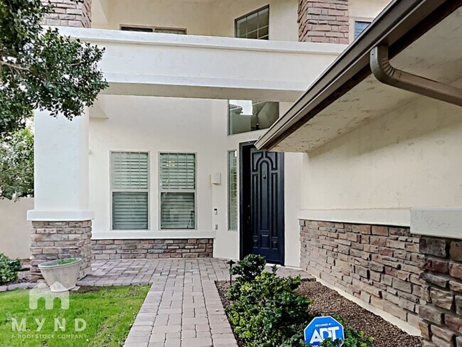 Foto del edificio - 4043 E Bruce Ave