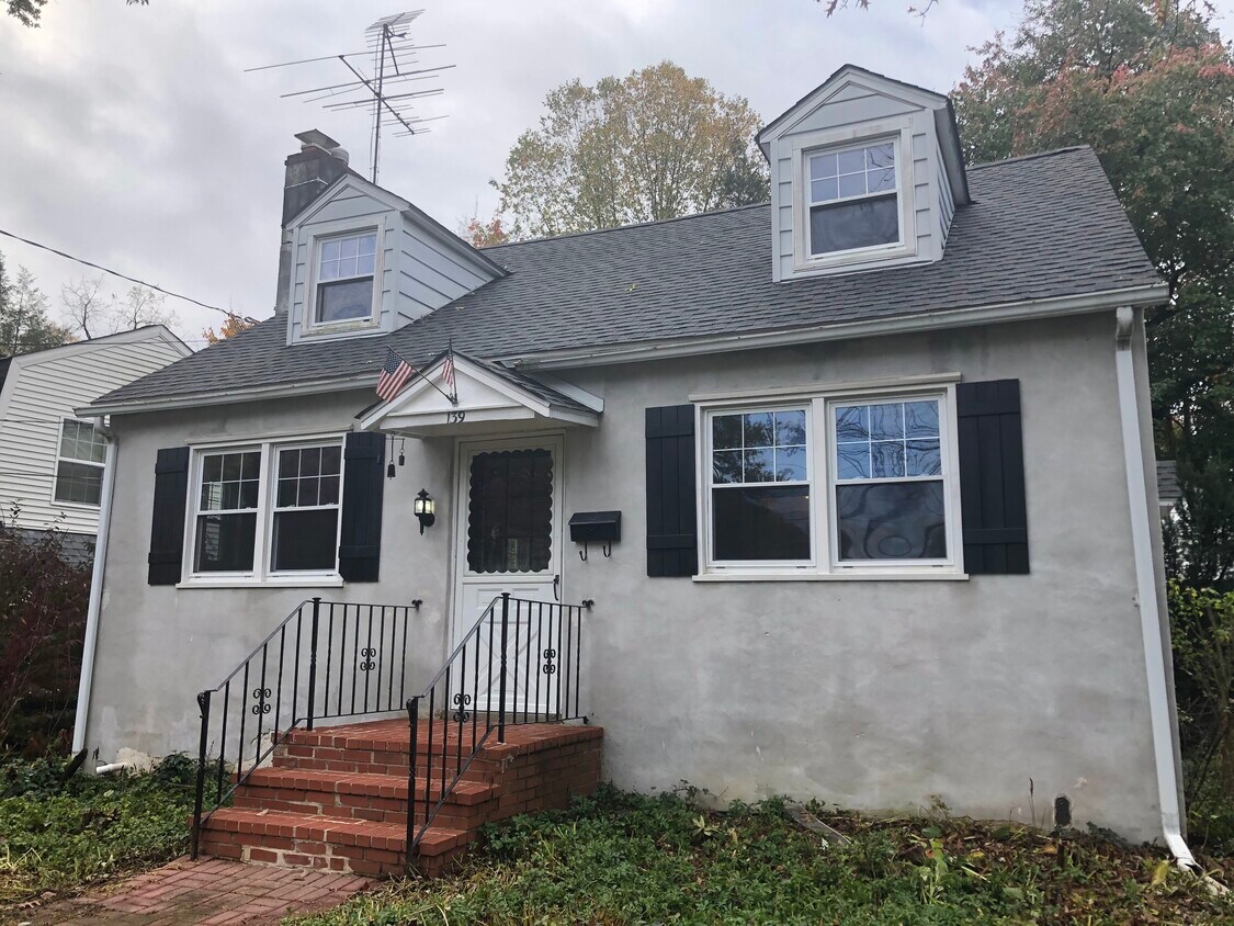 Primary Photo - 139 Loller Rd