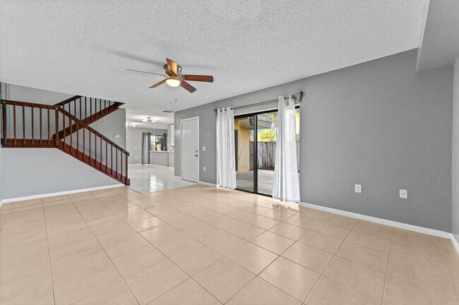 Foto del edificio - 619 6th Way