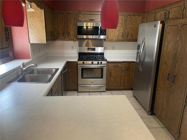 Foto del edificio - 17081 Creek Ridge Trail