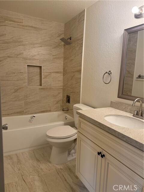 Foto del edificio - 22852 Hilton Head Dr