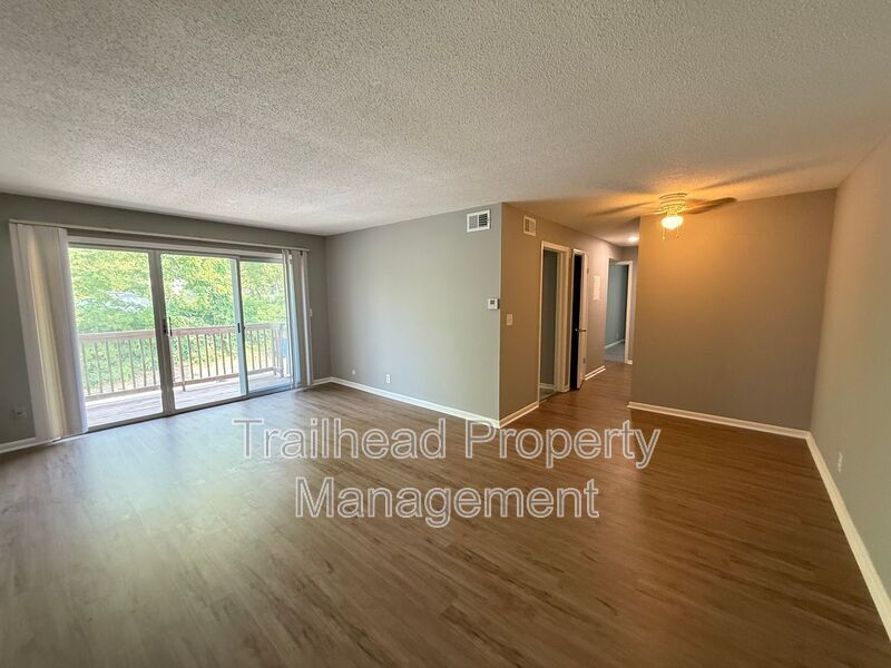 Primary Photo - 7721 W 84th Terrace