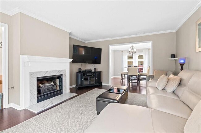 Building Photo - 4135 Paddington Dr